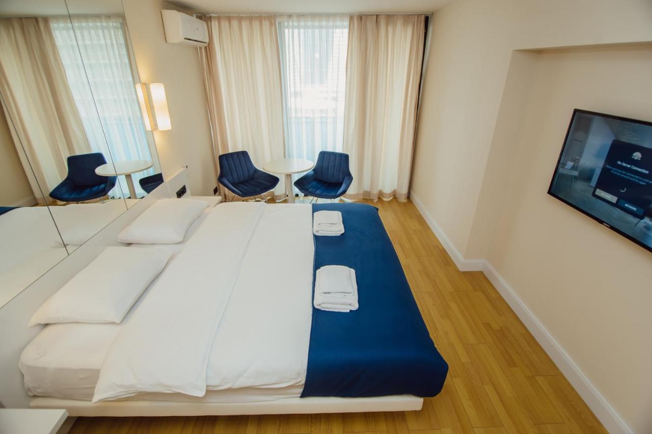 Premium Aparthotel With Sea View Batumi Exterior photo
