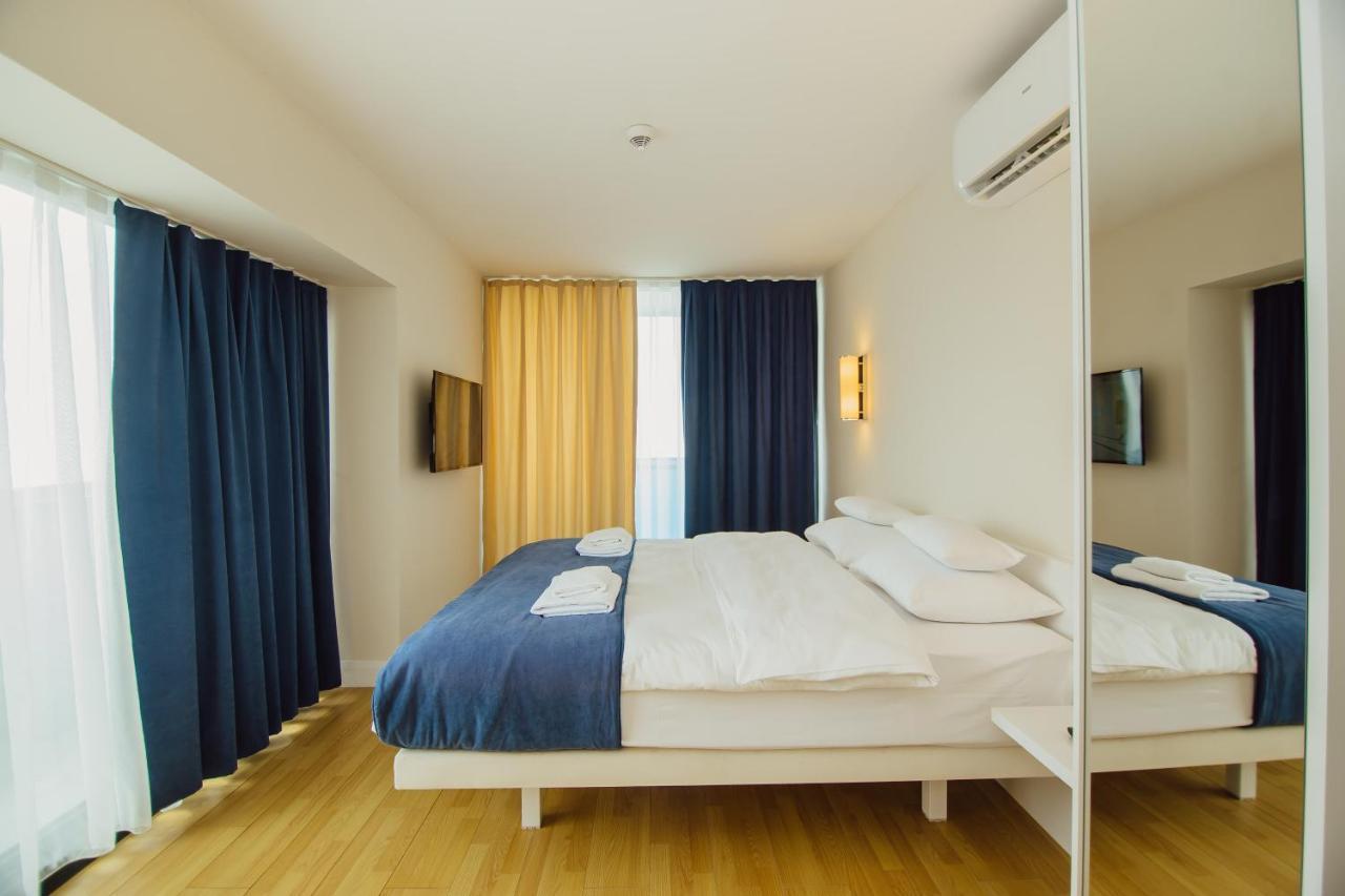 Premium Aparthotel With Sea View Batumi Exterior photo