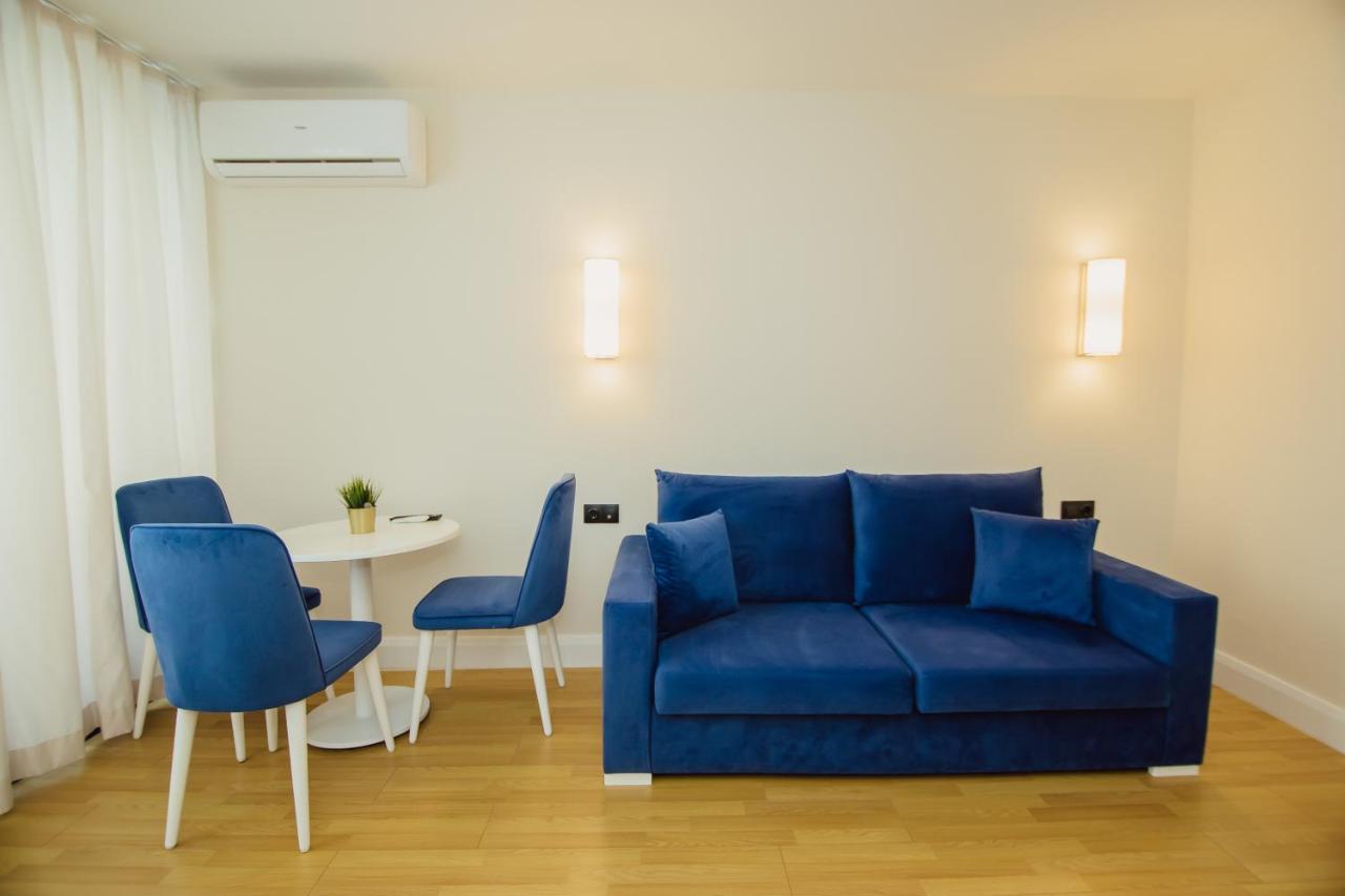 Premium Aparthotel With Sea View Batumi Exterior photo
