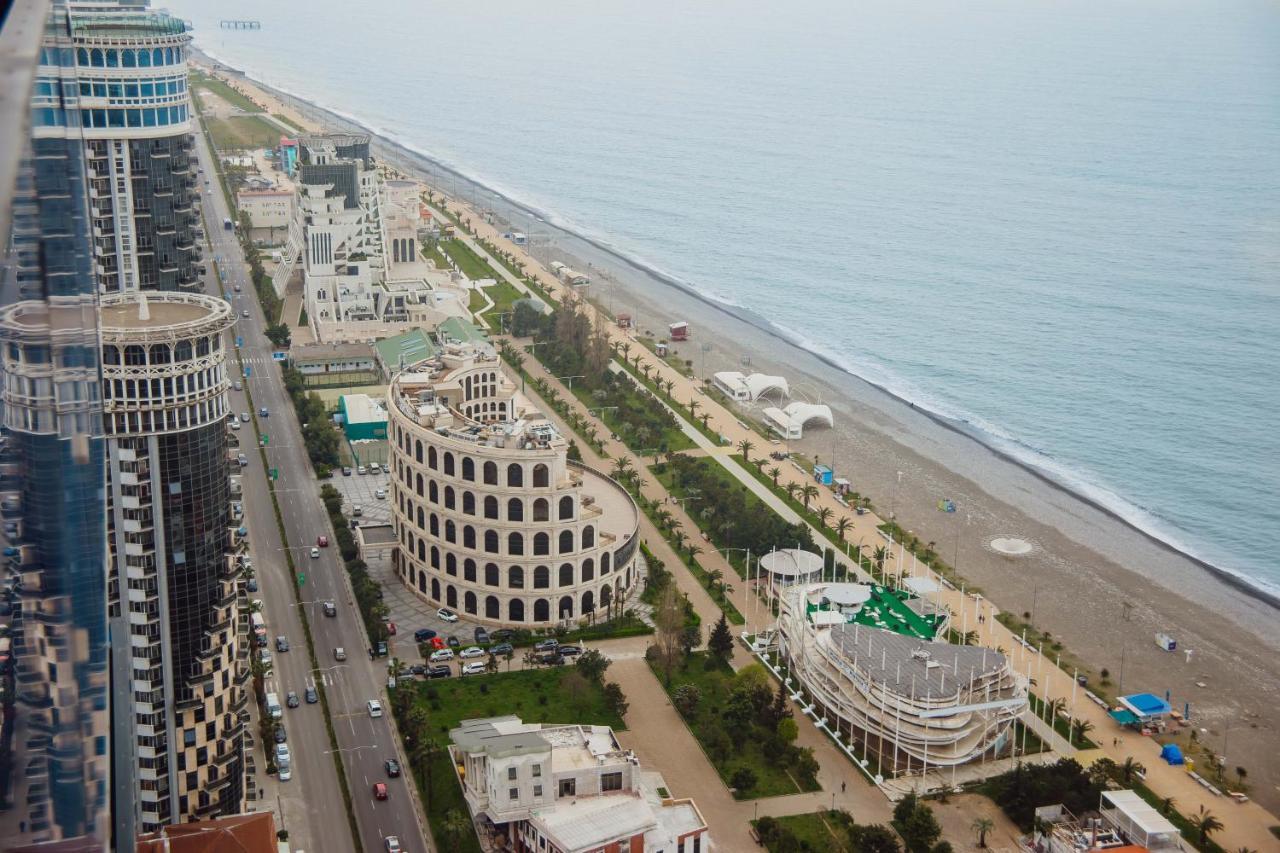 Premium Aparthotel With Sea View Batumi Exterior photo