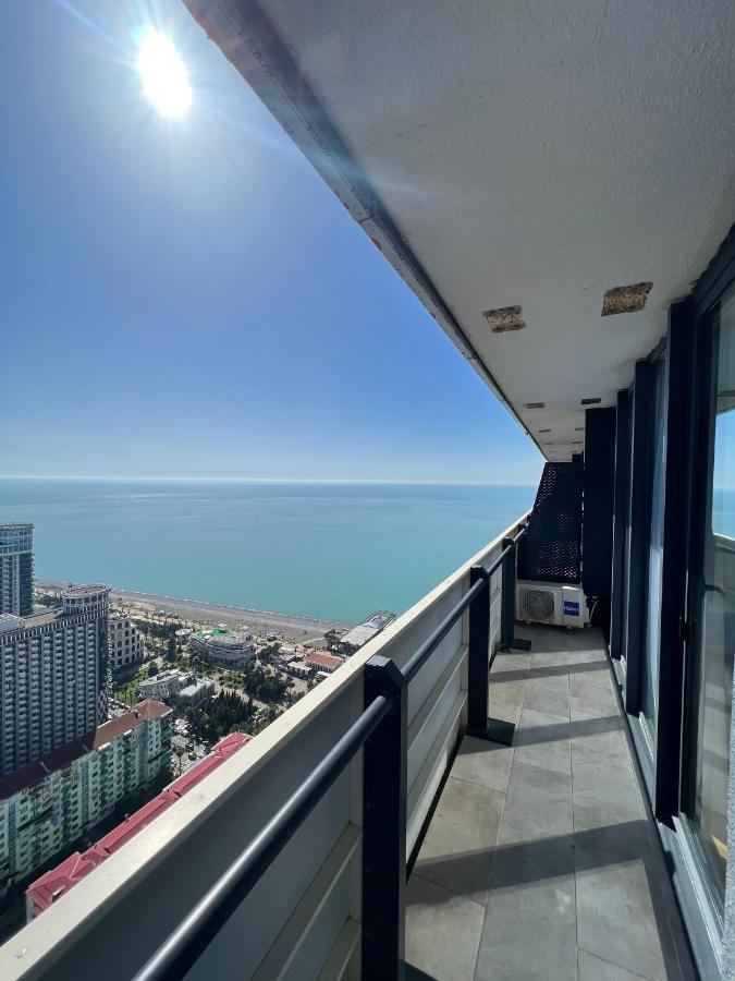 Premium Aparthotel With Sea View Batumi Exterior photo