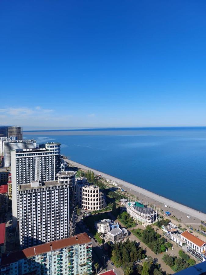 Premium Aparthotel With Sea View Batumi Exterior photo